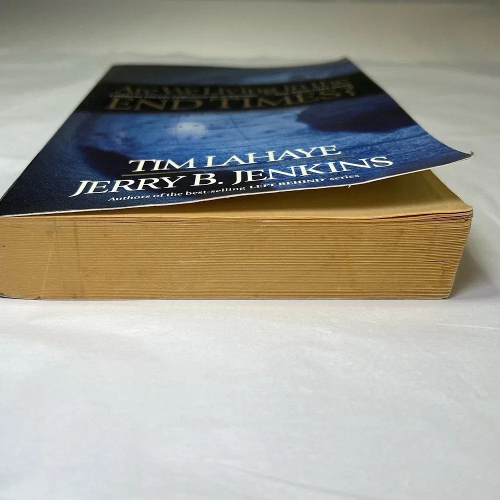 Are We Living in the End‎ Times? - Paperback By LaHaye, Tim - GOOD